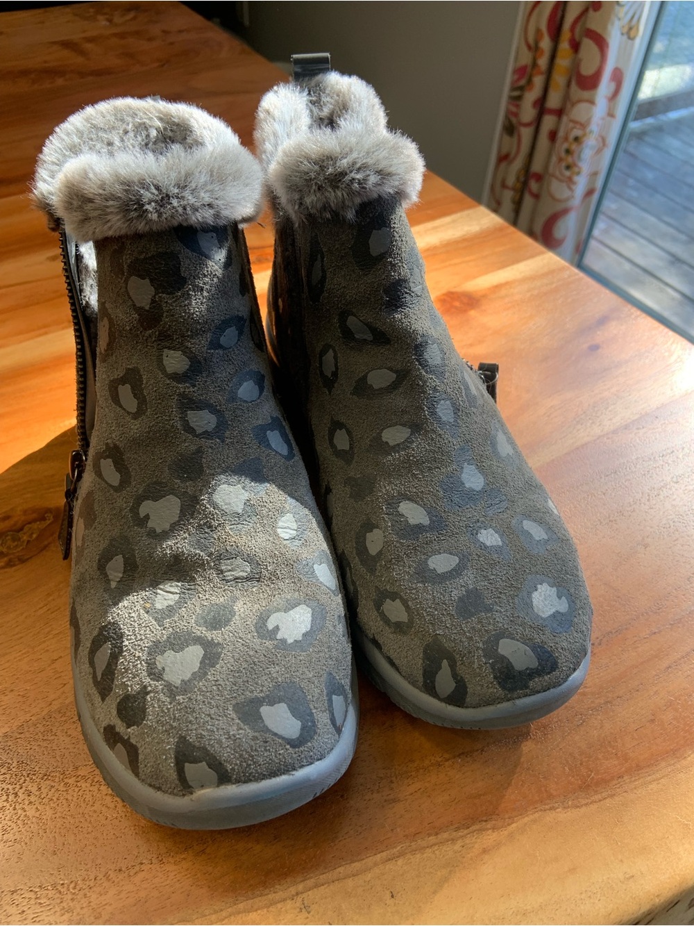 Gray Leopard Print sketchers Faux-Fur Ankle Boots